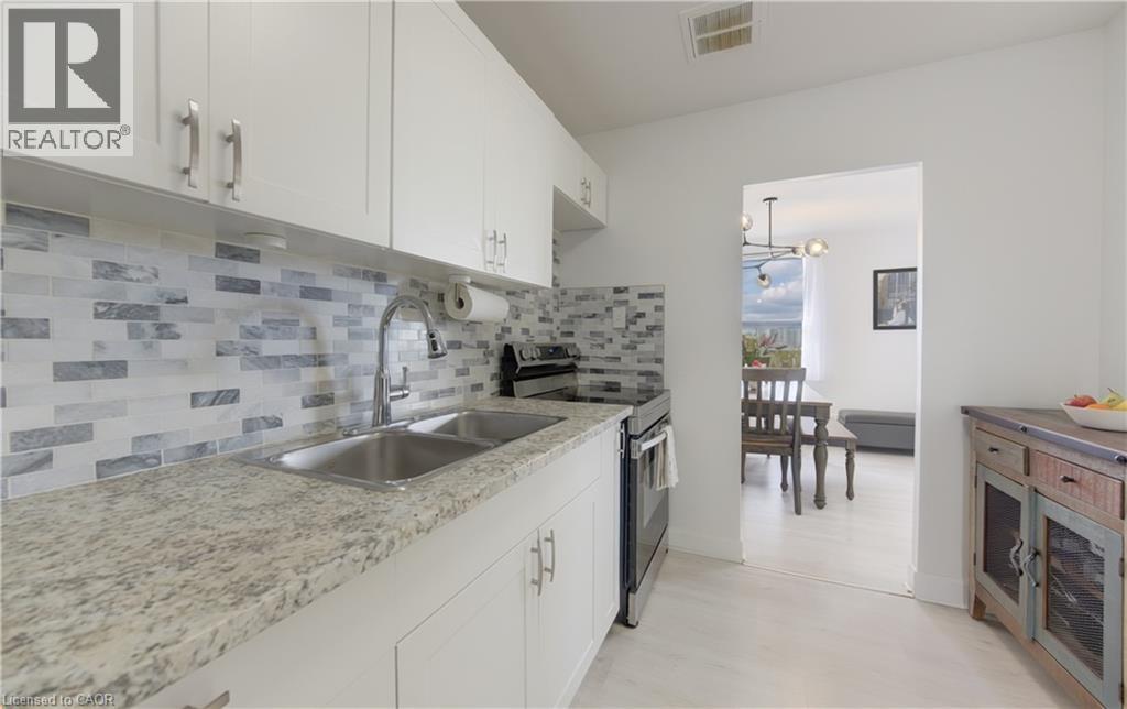 1100 COURTLAND Avenue E Unit# 610, Kitchener, Ontario, N2C2H9 — Photo 24