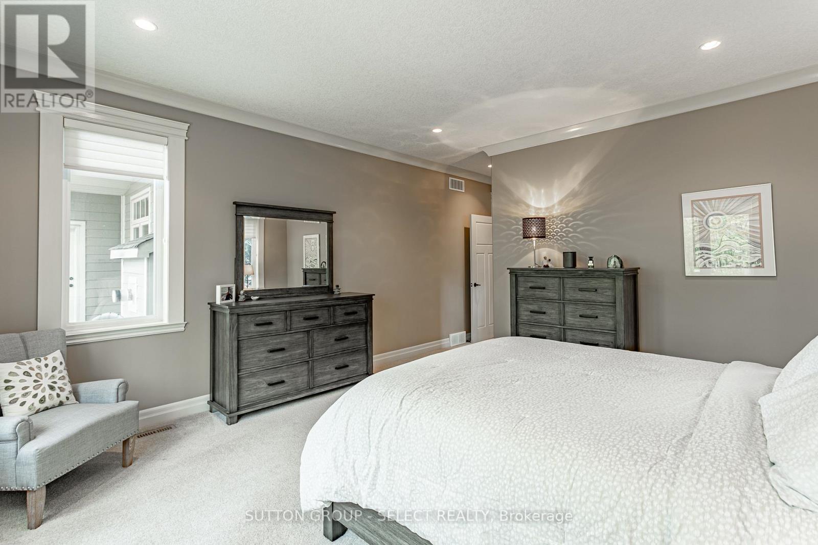 4 HAYTER DRIVE - Image 21