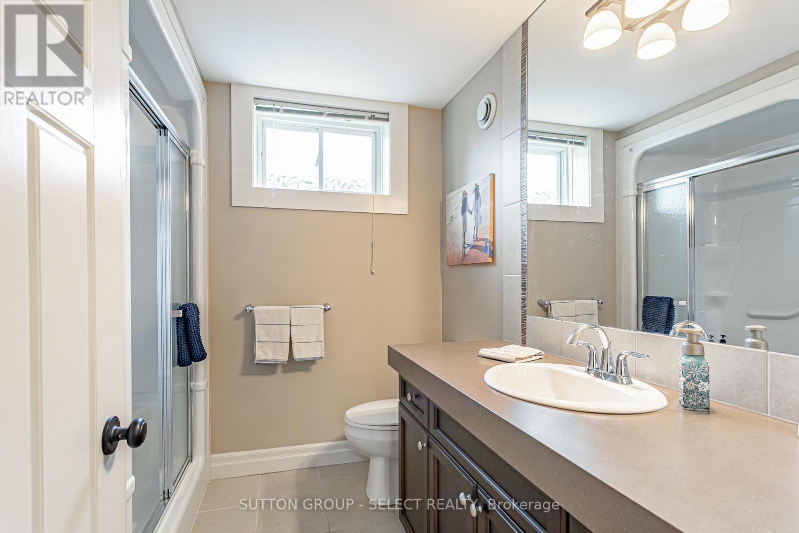4 HAYTER DRIVE - Image 32