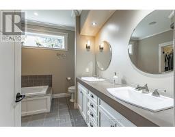 4 Hayter Drive, Lambton Shores, ON N0M1T0 Photo 14