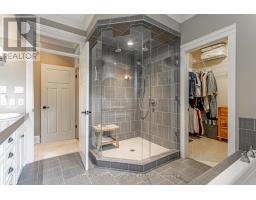 4 Hayter Drive, Lambton Shores, ON N0M1T0 Photo 25