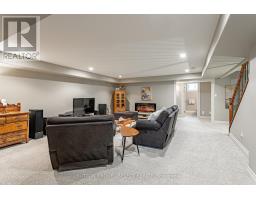 4 Hayter Drive, Lambton Shores, ON N0M1T0 Photo 10