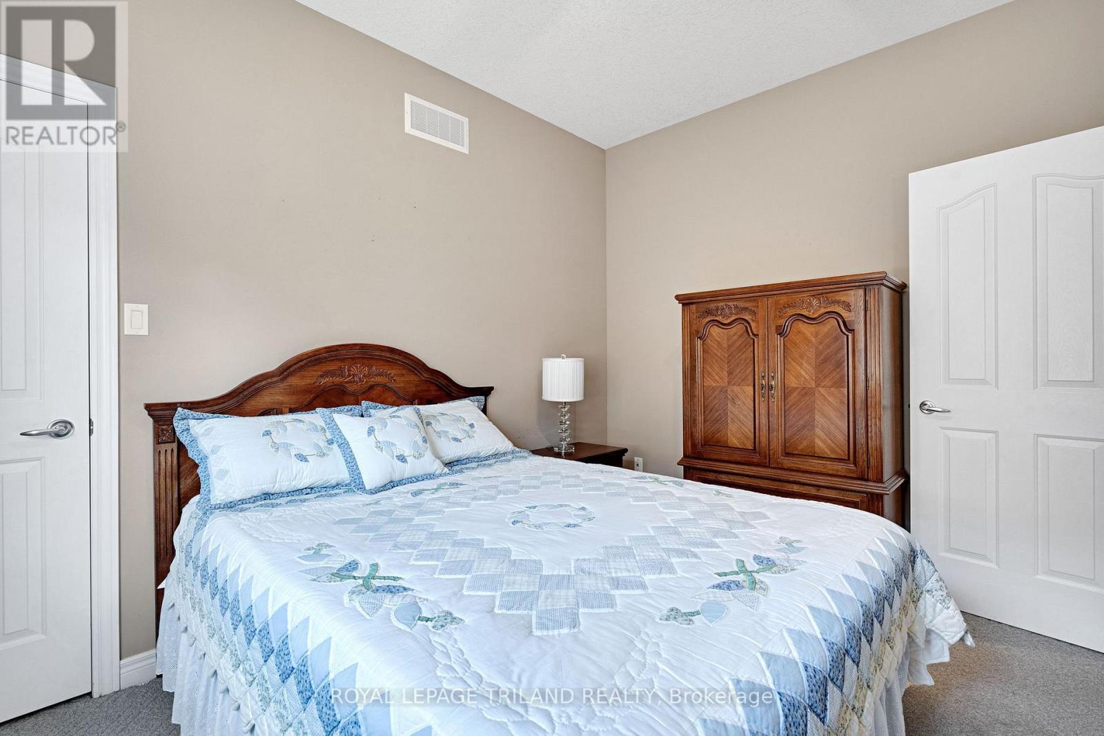998 GABOR STREET - 25