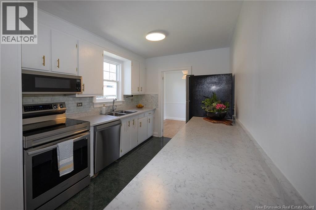 253 Gibson Street - 10