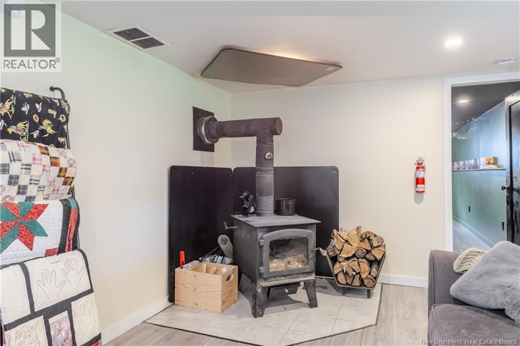 20 Glazier Carr Road - 28