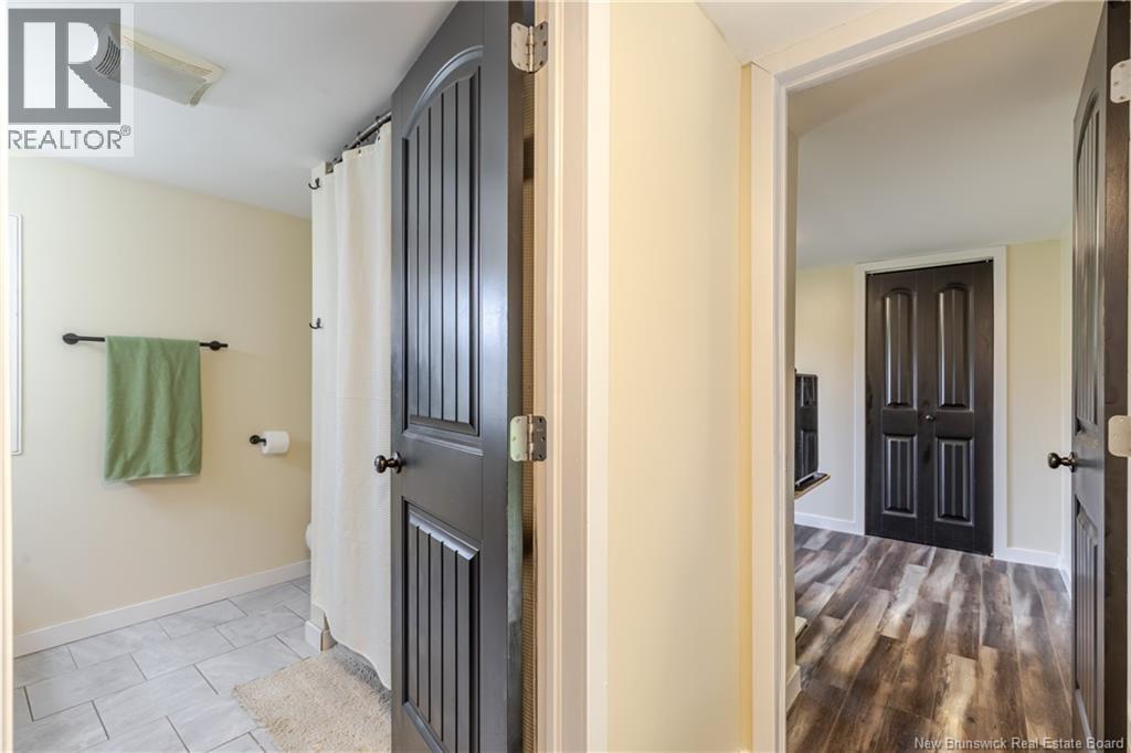 20 Glazier Carr Road - 17