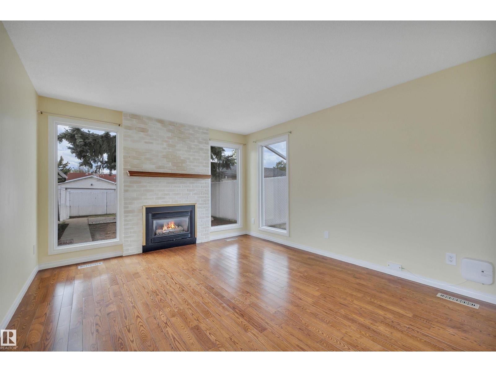 11719 152A AV NW - 18