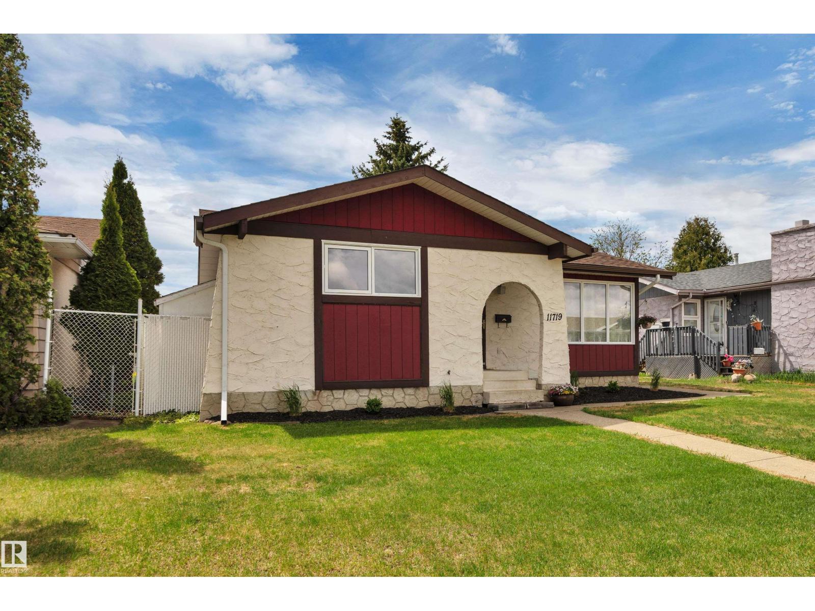 11719 152A AV NW - Image 2