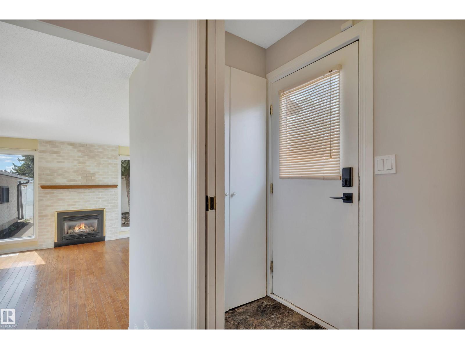 11719 152A AV NW - 53