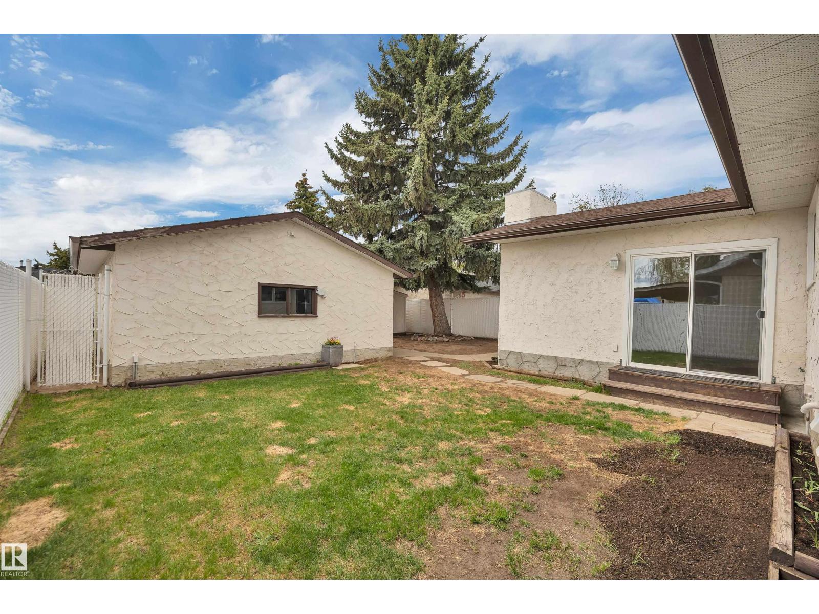 11719 152A AV NW - 57