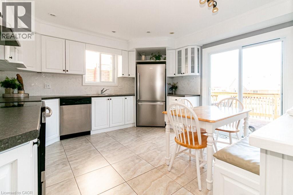 35 HORIZON Court - 20