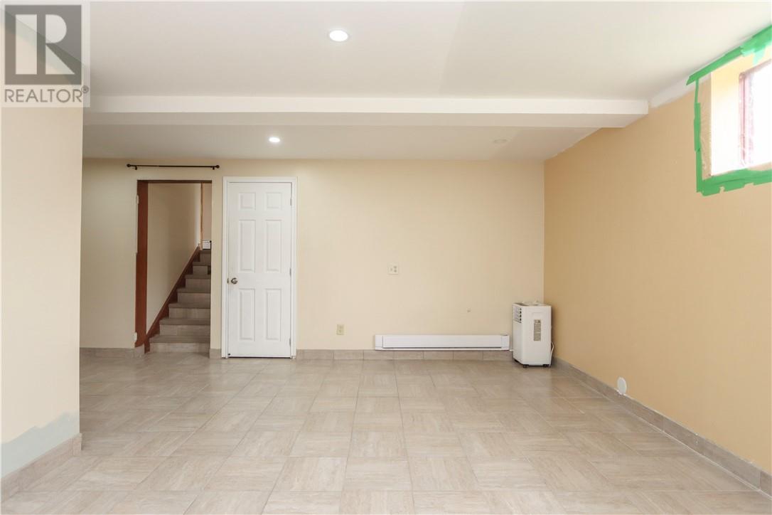 37 Wagner Street - 35