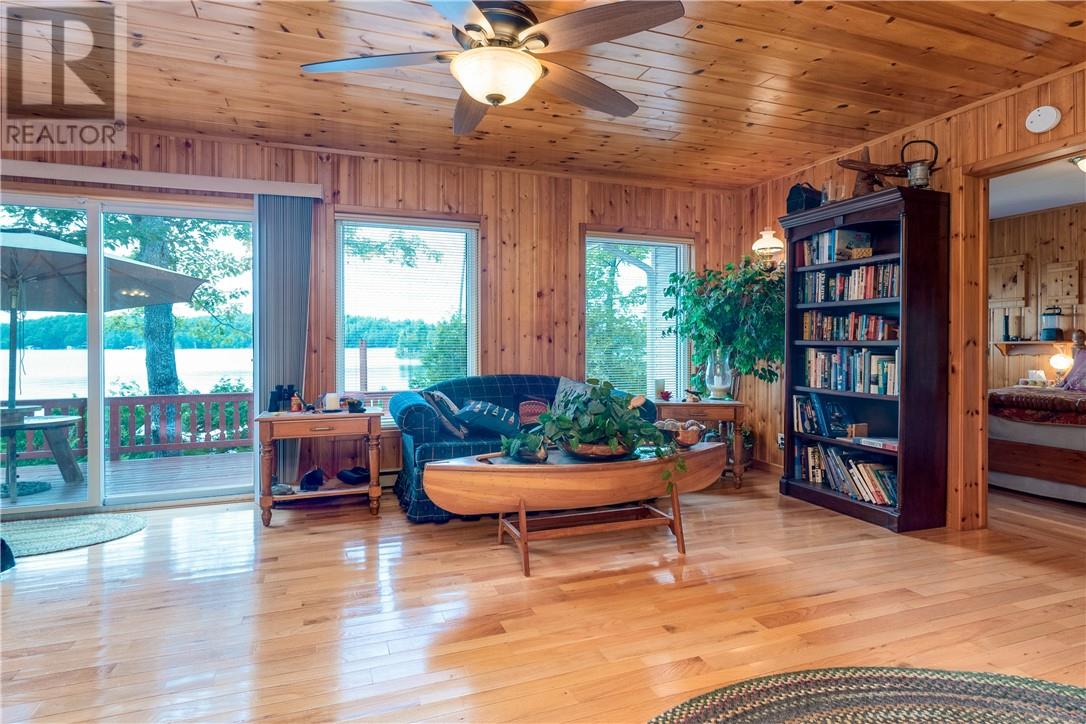 211 South Shore Lake Panache - 12