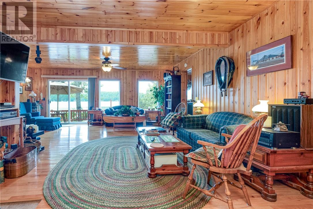 211 South Shore Lake Panache - 13
