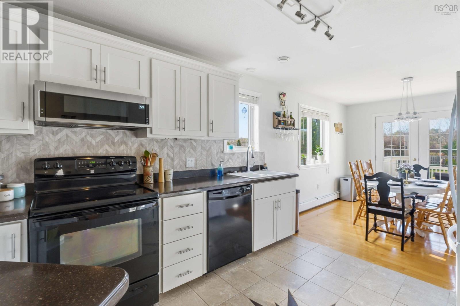 24 Rivercrest Lane - 10