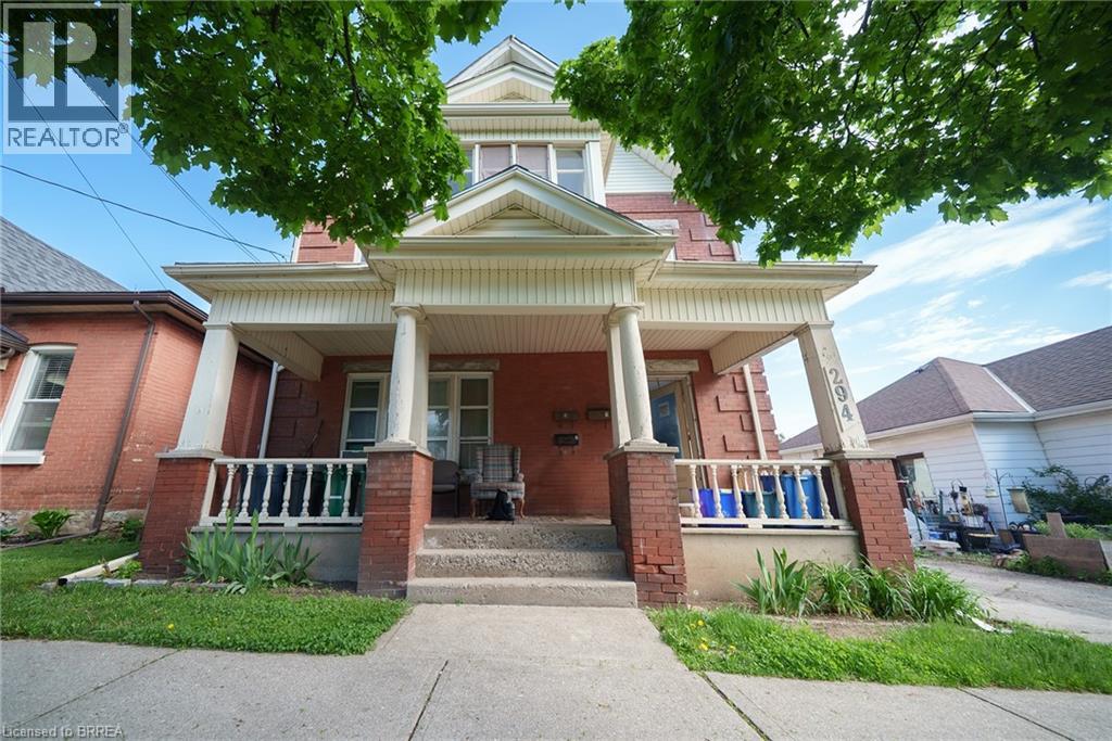 294 DARLING Street - 1
