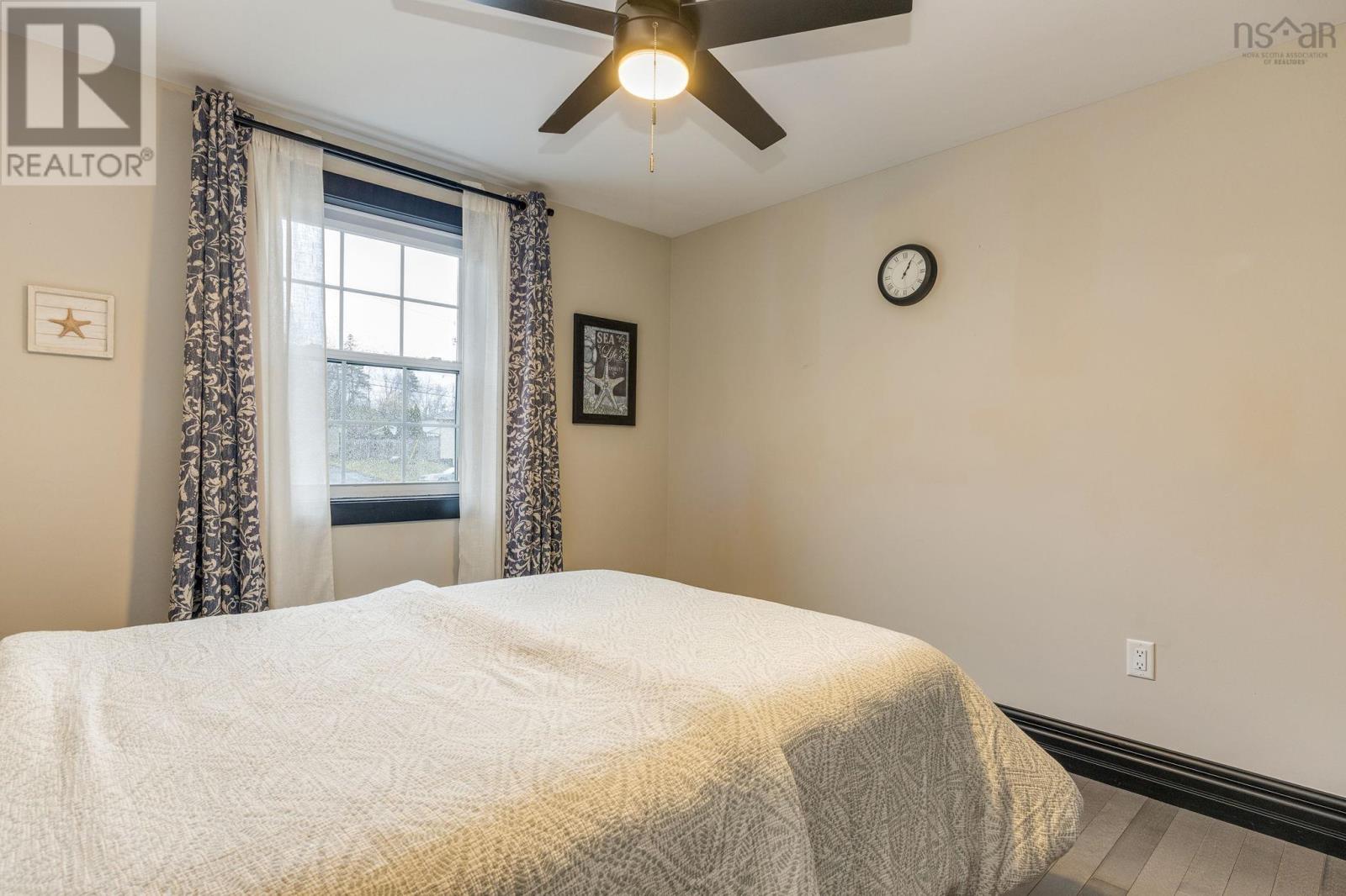 162 Granville Road - 24