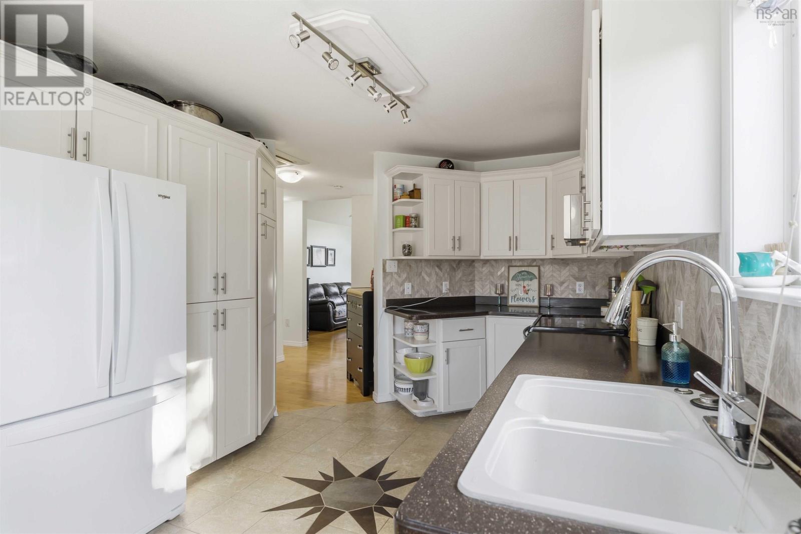 24 Rivercrest Lane - 9