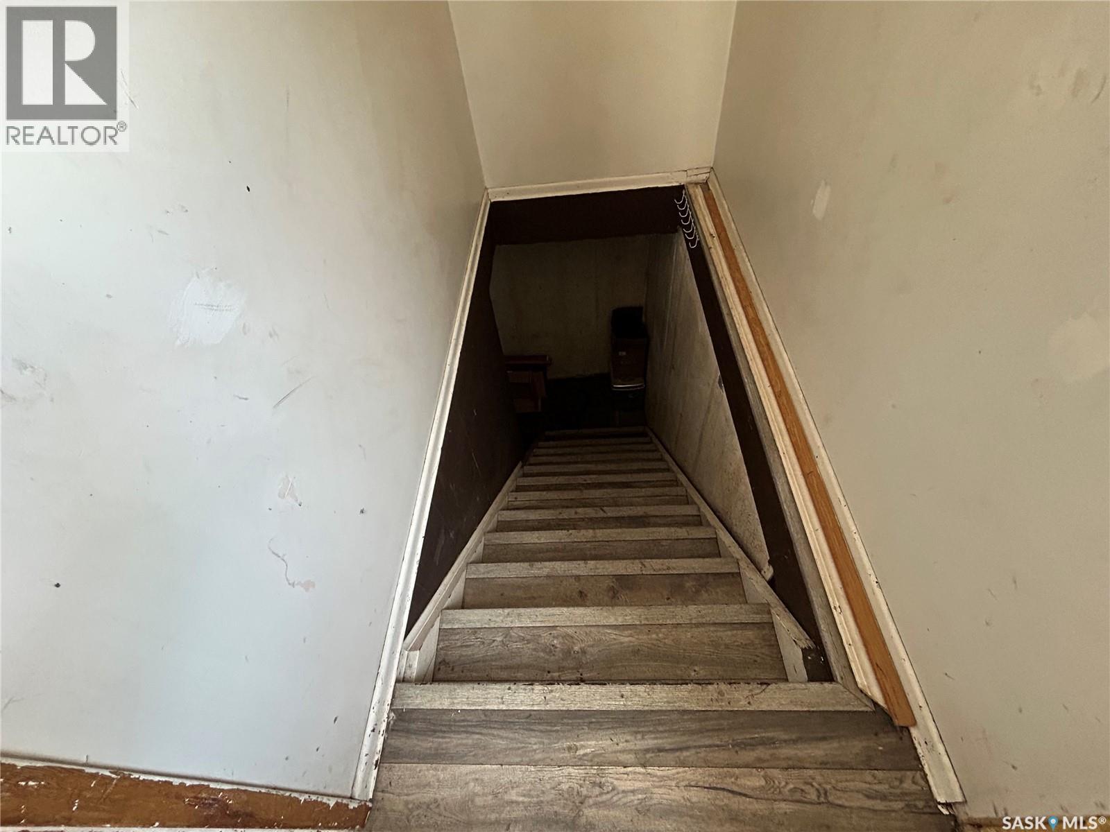 825 Valley STREET - 10