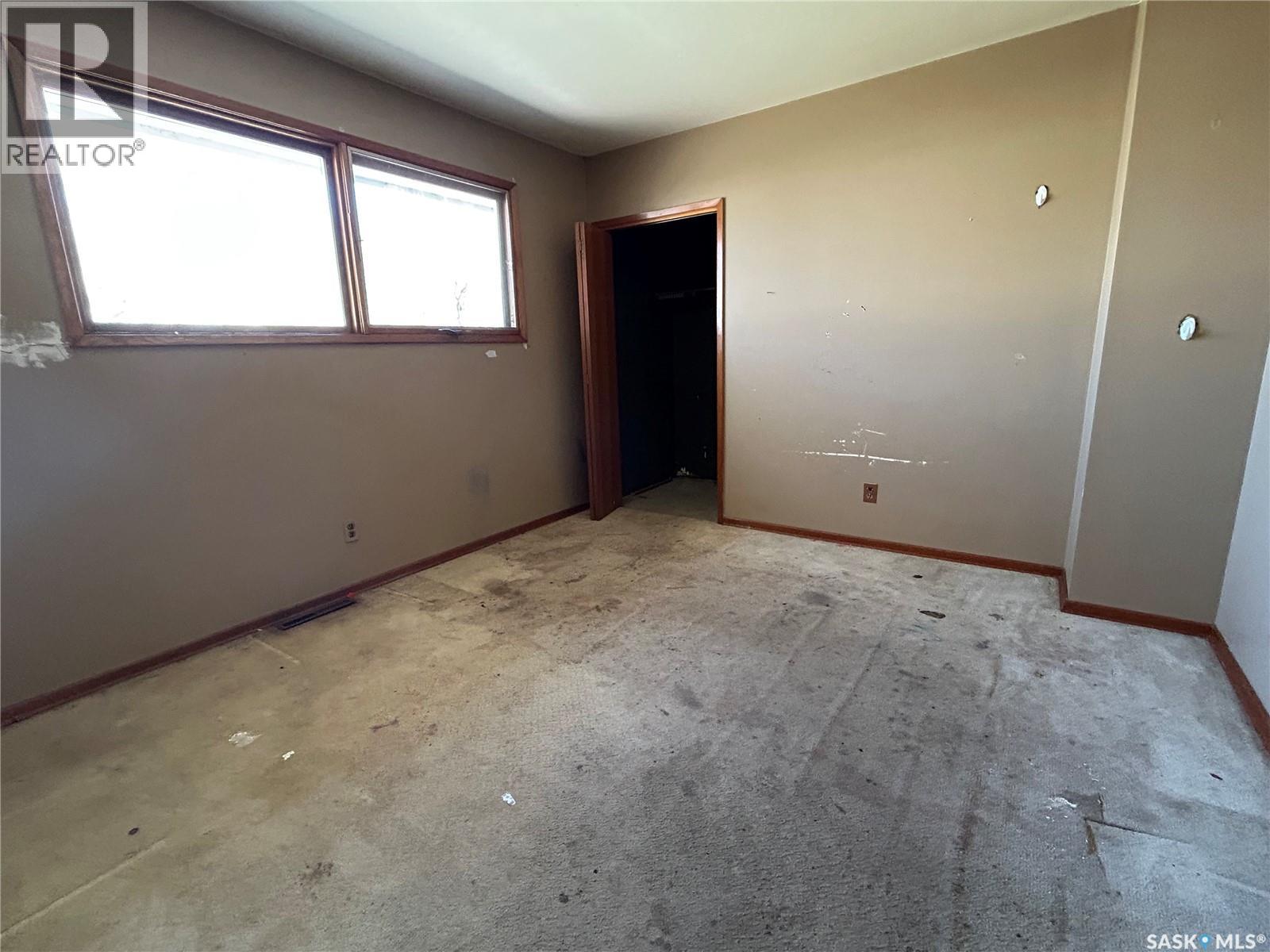 825 Valley STREET - 8
