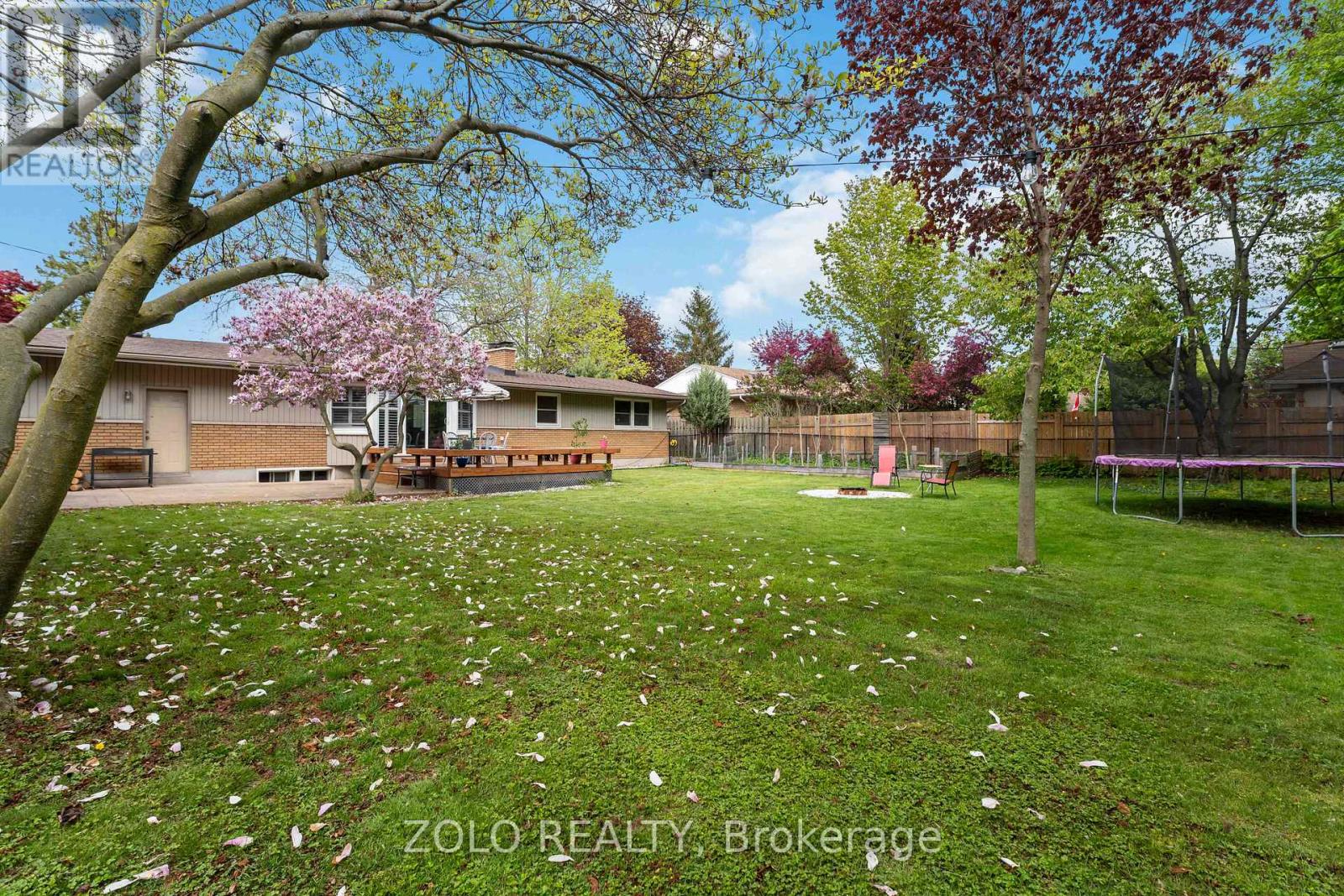 9 BROOKSIDE AVENUE - 23