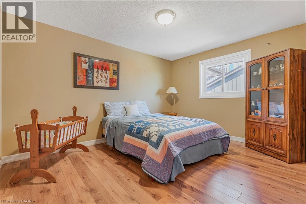 78 ESTHER Avenue - 15