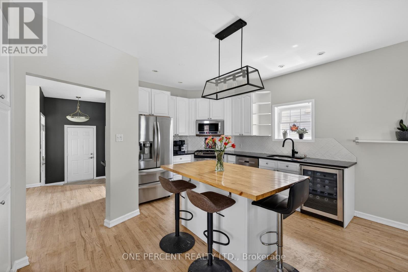 1800 NICOLET WAY - 11