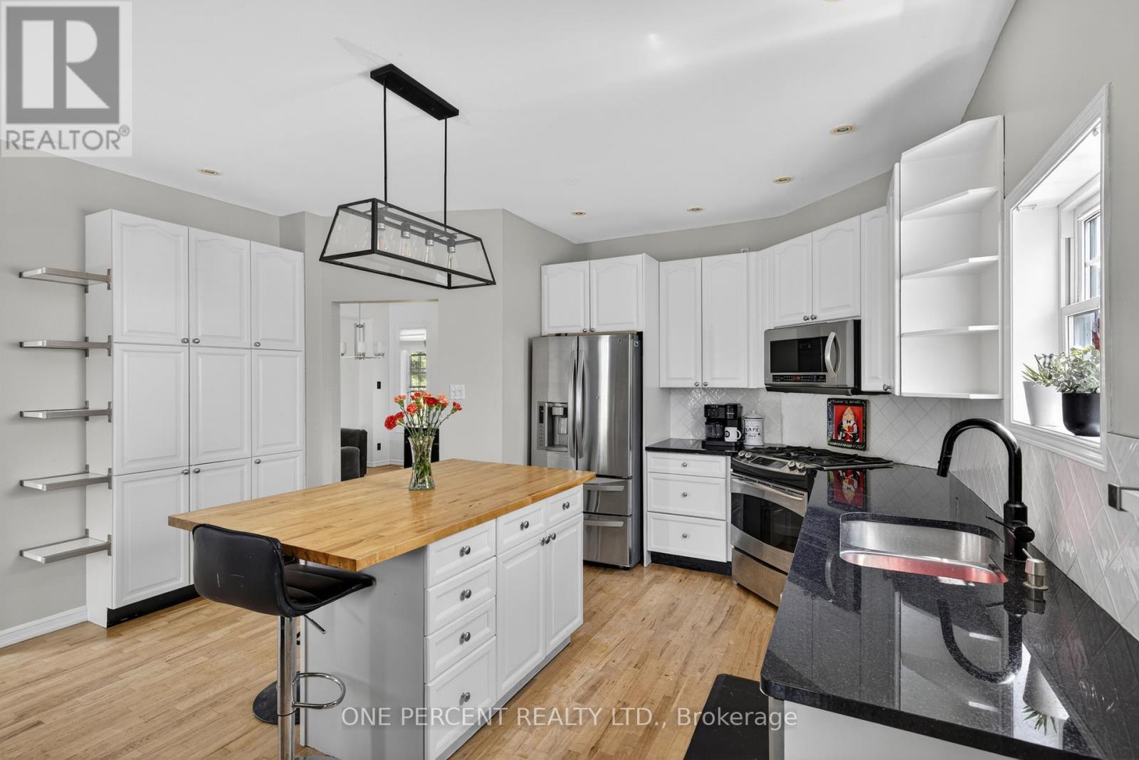 1800 NICOLET WAY - 13