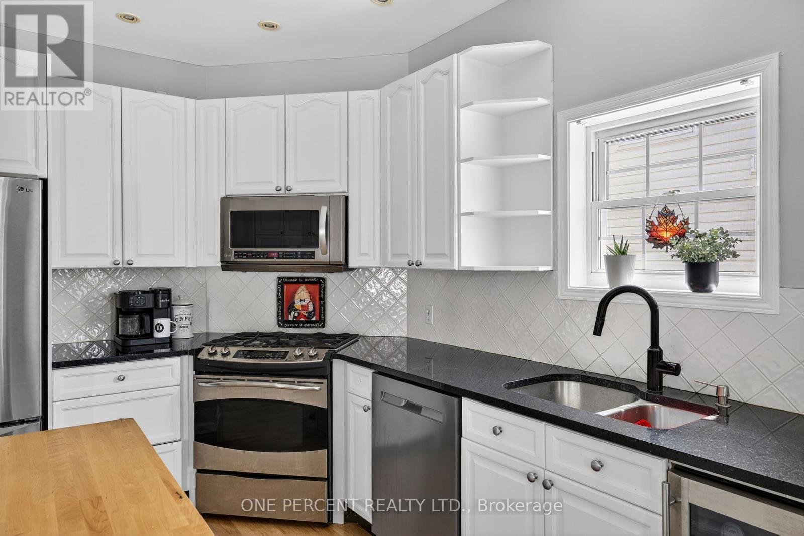 1800 NICOLET WAY - 14