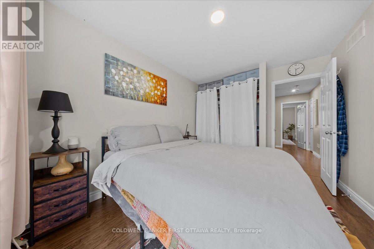 218 FLAMBOROUGH WAY - 20