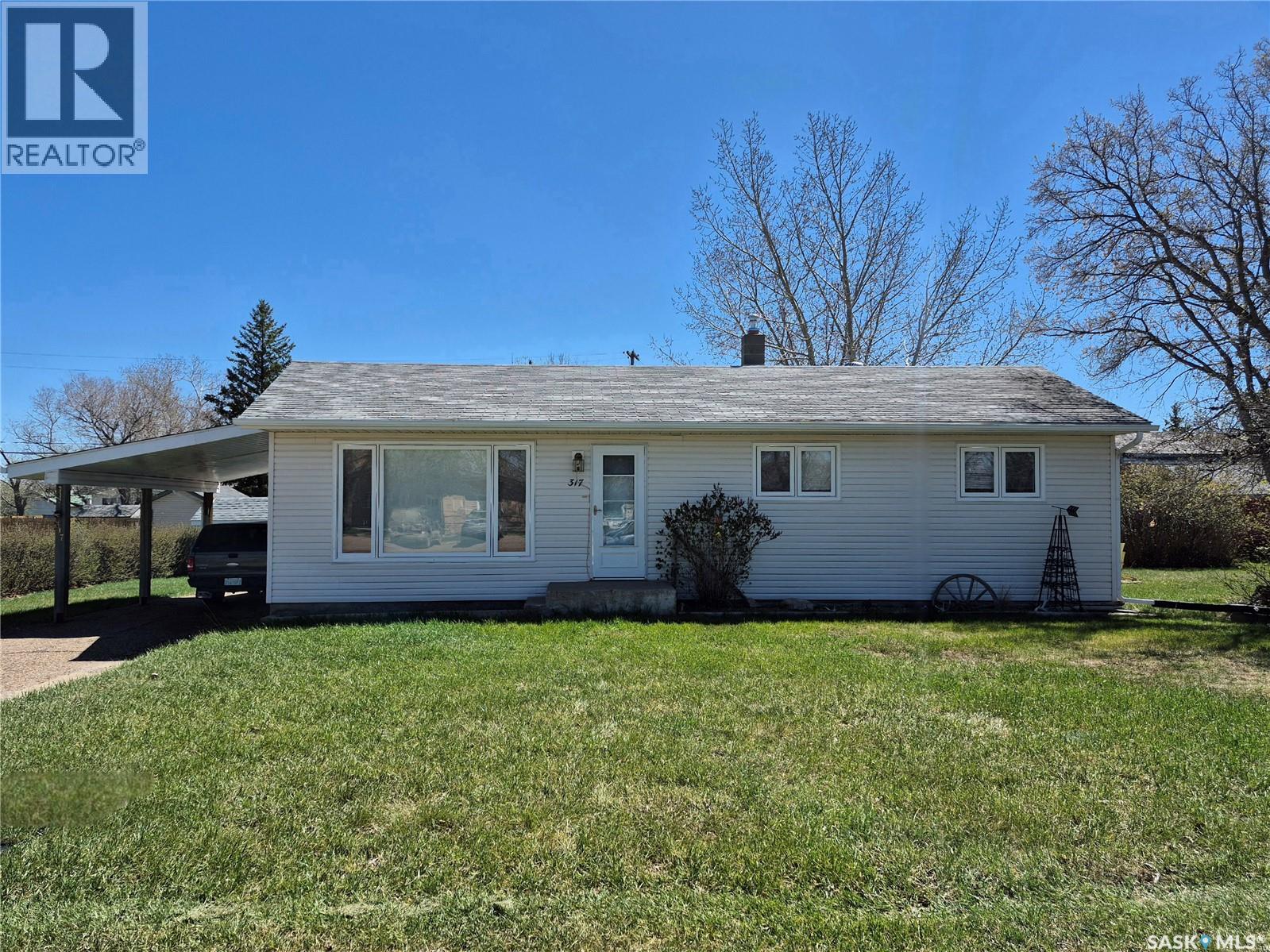 317 2nd STREET W - 1
