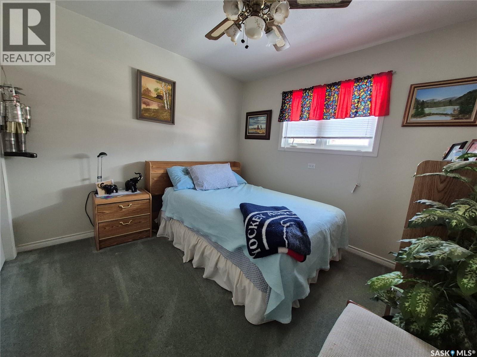 317 2nd STREET W - 12