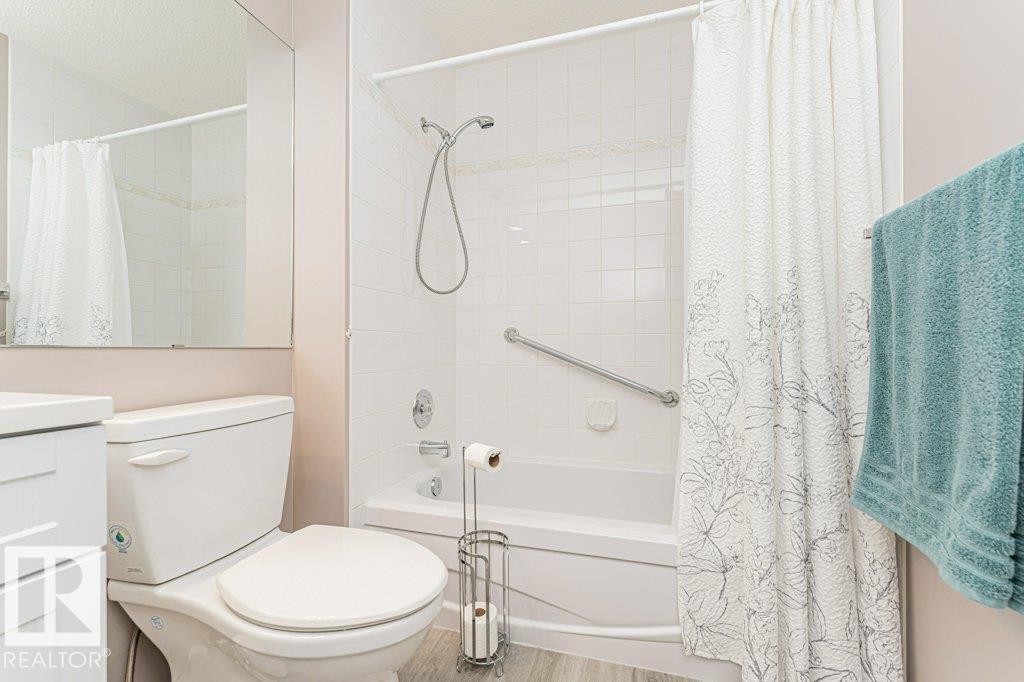 3242 38 AV NW - 17