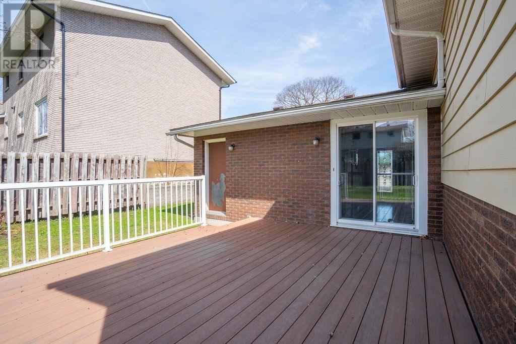 101 Primrose DR, Sault Ste. Marie, Ontario, P6B4E7 — Photo 38