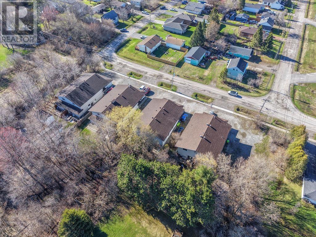 110-112 East Balfour ST, Sault Ste. Marie, Ontario, P6C1X5 — Photo 7