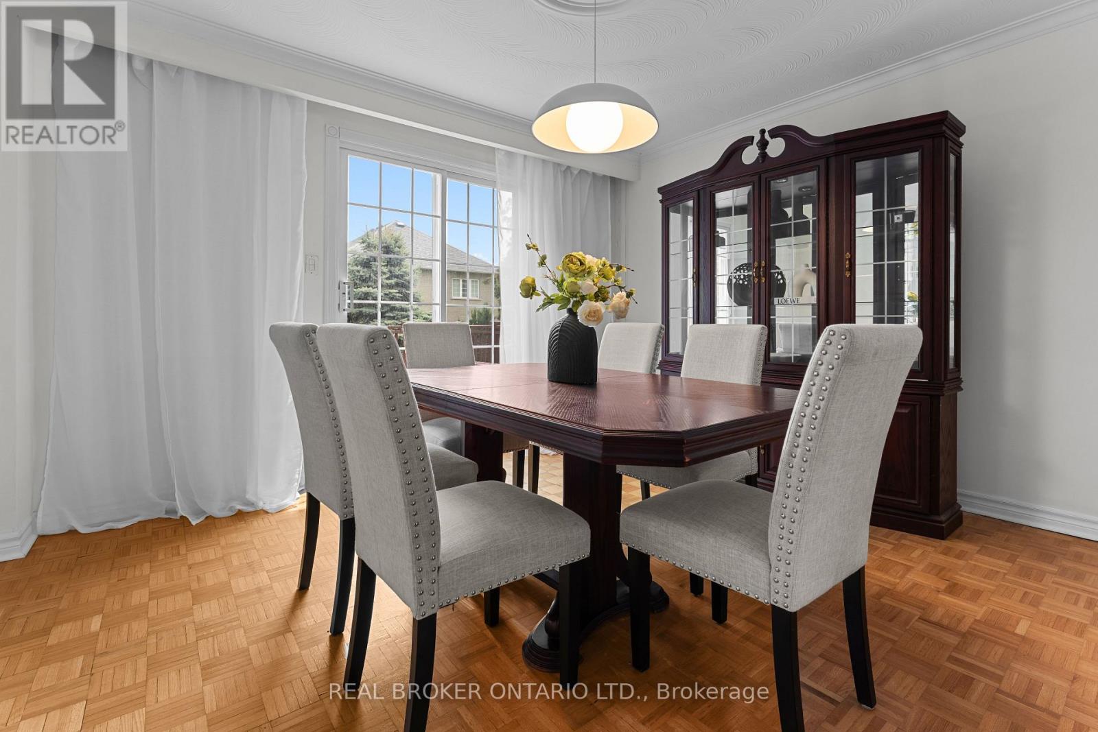 111 MADAWASKA AVENUE - 8