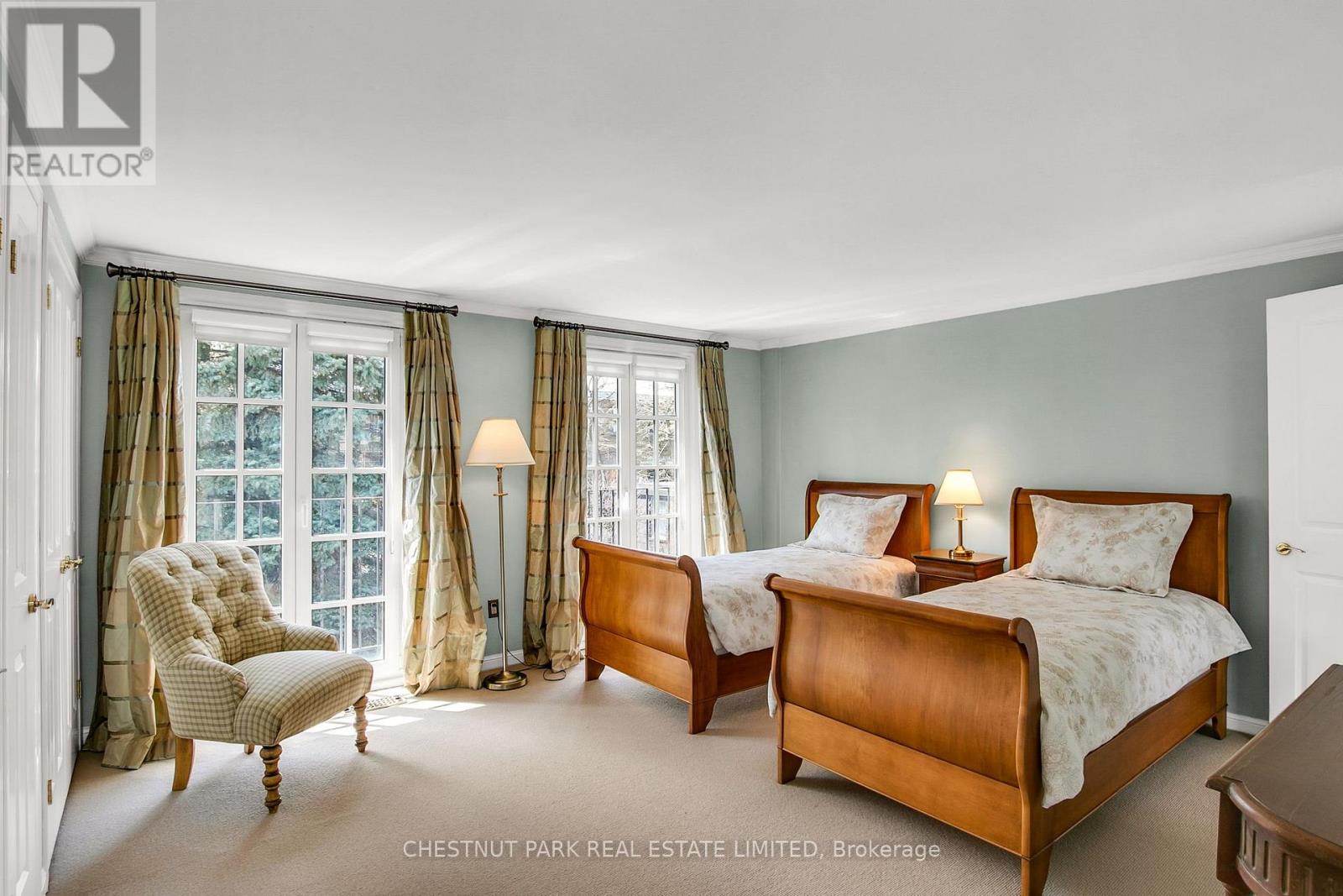 52 MAPLE AVENUE - 32