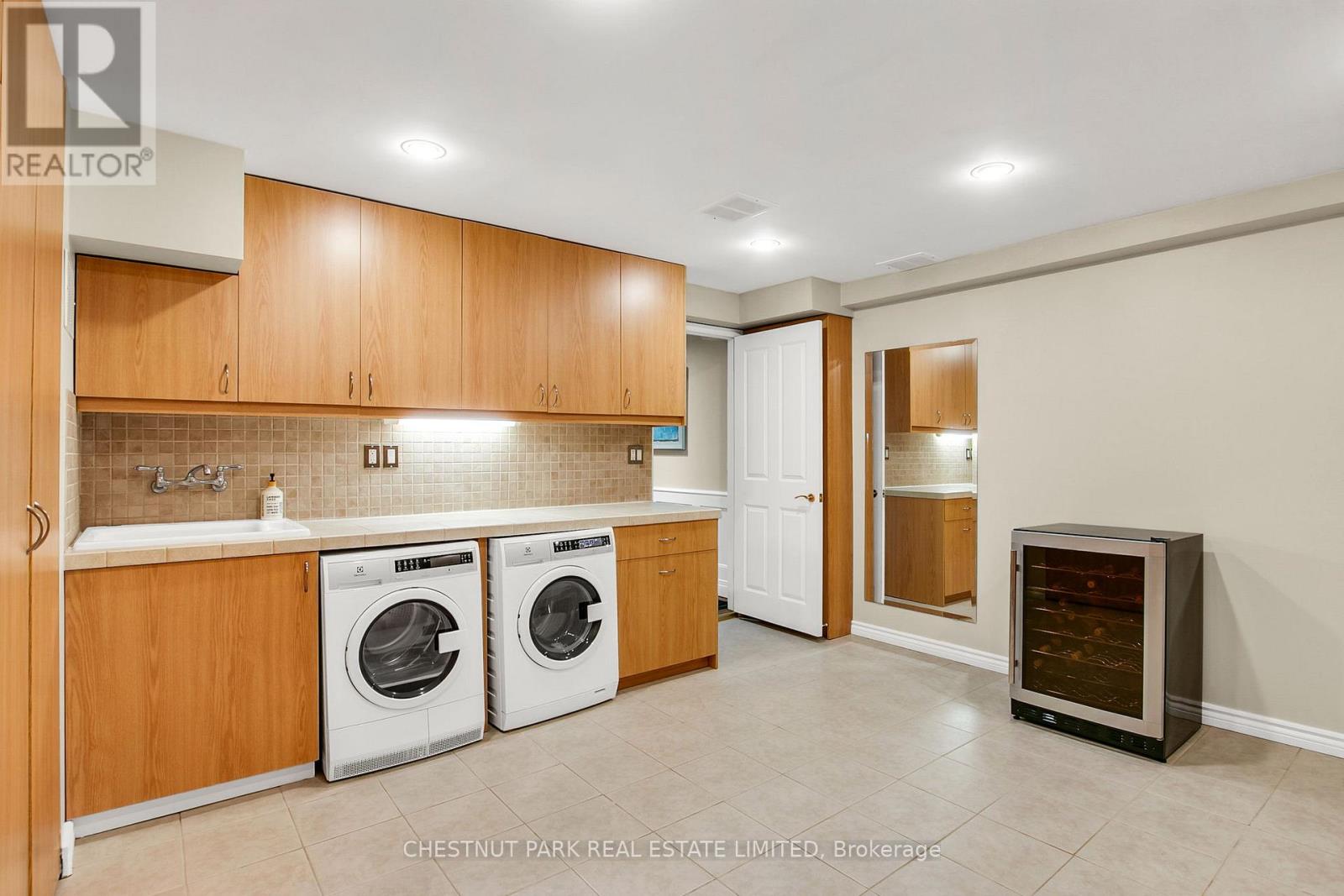 52 MAPLE AVENUE - 41