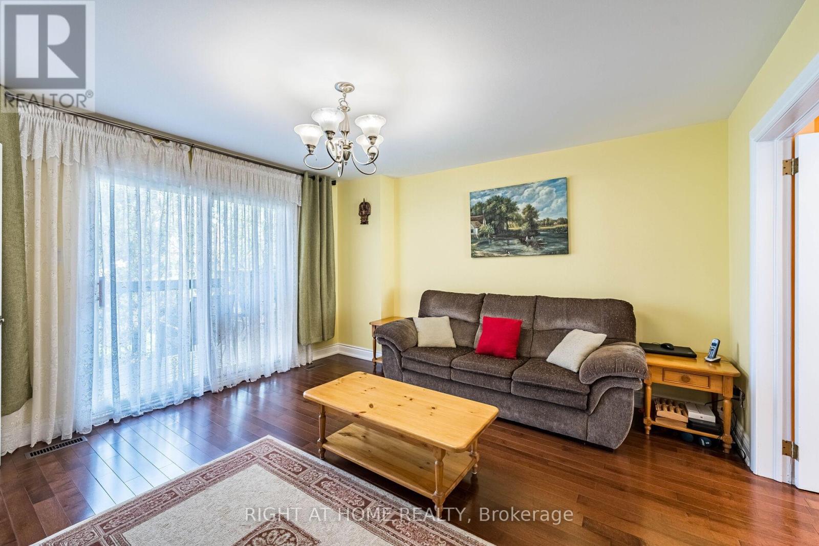 141 DOLLERY COURT - 10