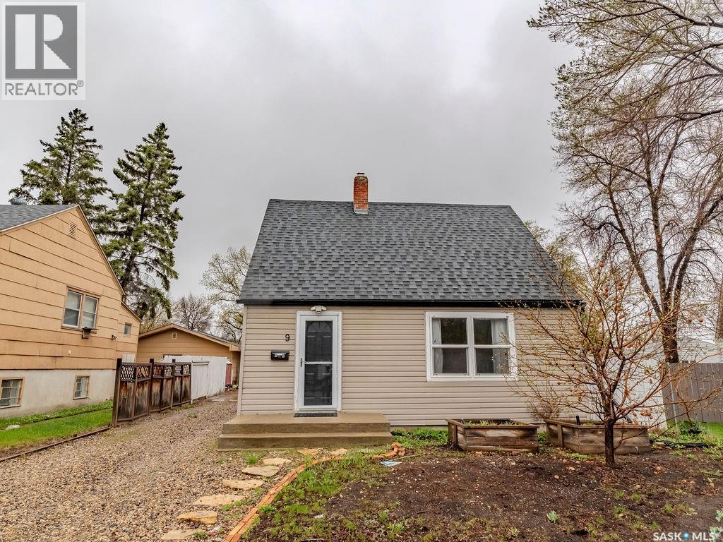 9 Minto PLACE - 3