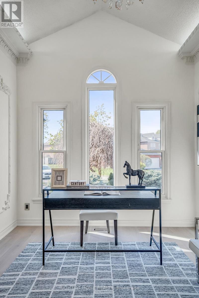 71 VENTURA WAY - 7