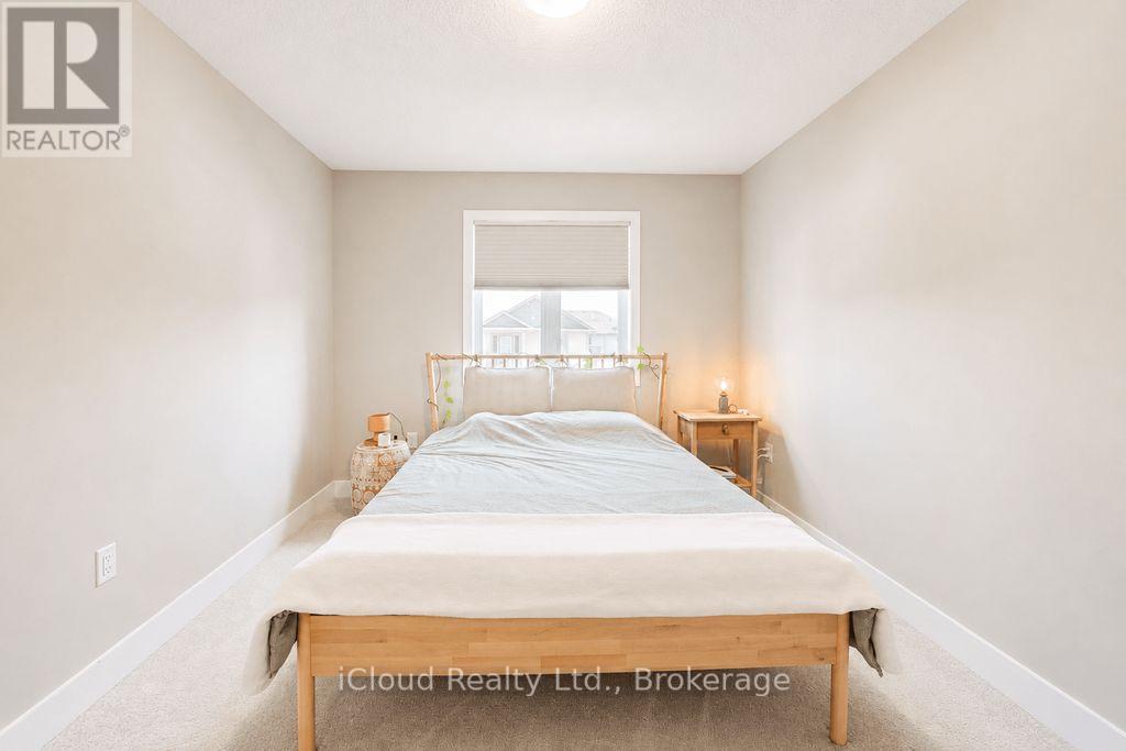 #40 745 CHELTON ROAD - 27