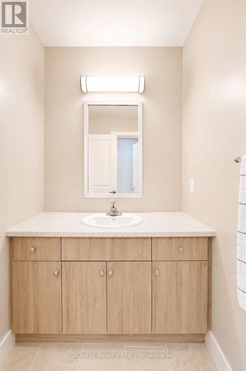 #40 745 CHELTON ROAD - 30