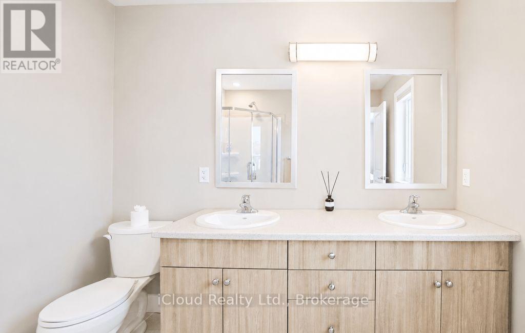 #40 745 CHELTON ROAD - 34