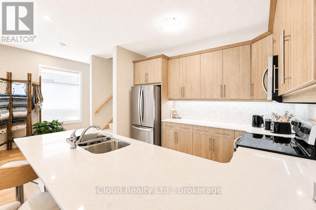 #40 745 CHELTON ROAD - 22
