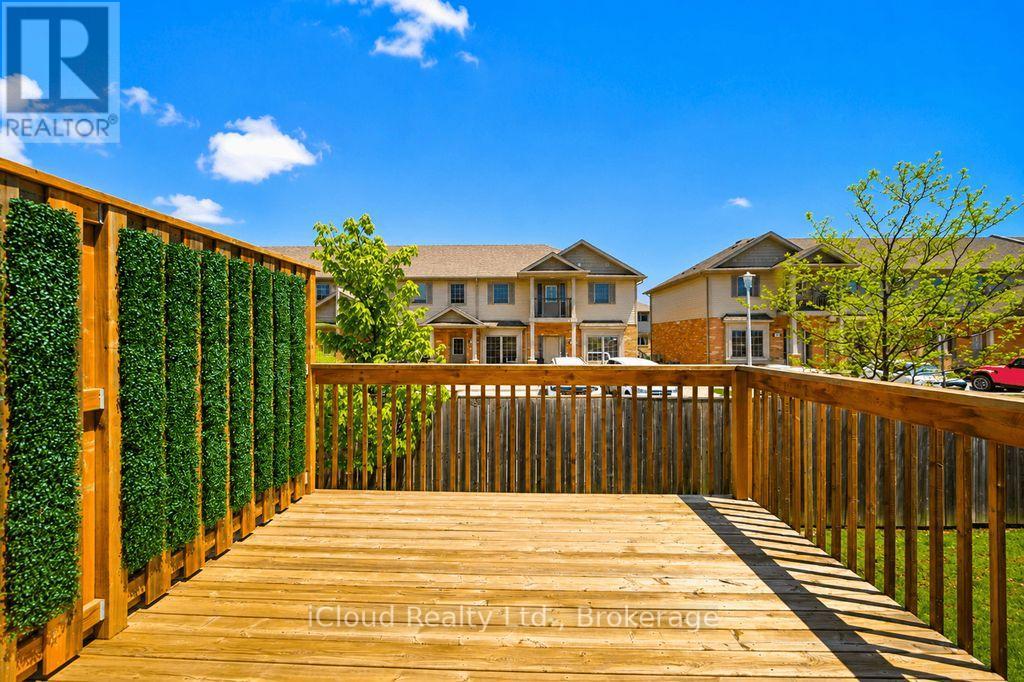 #40 745 CHELTON ROAD - 49