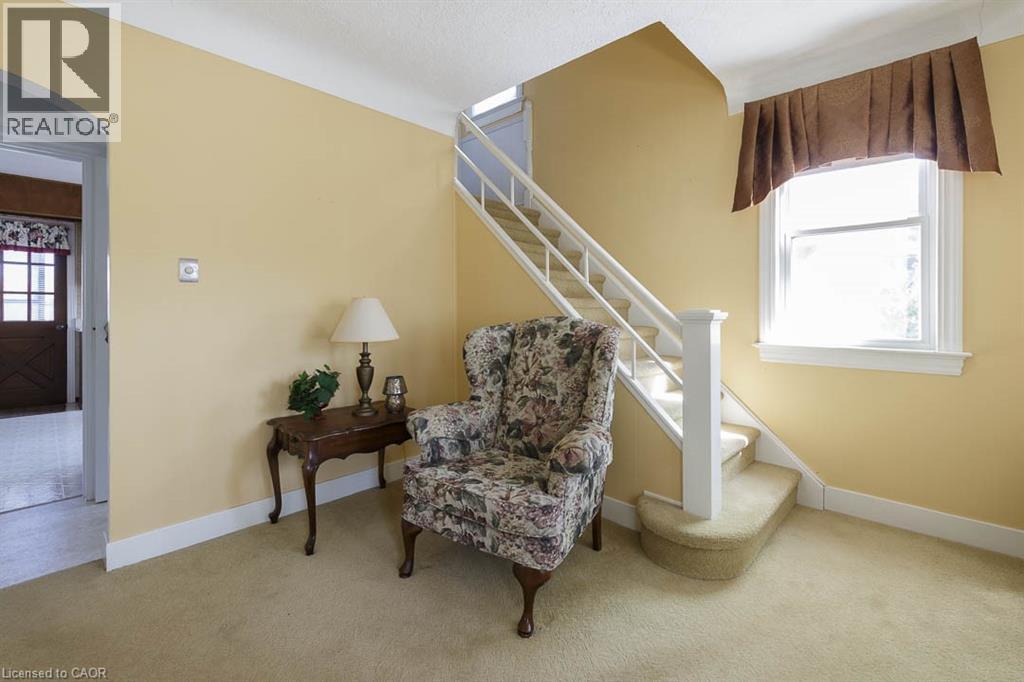 248 WALLACE Avenue S - 11