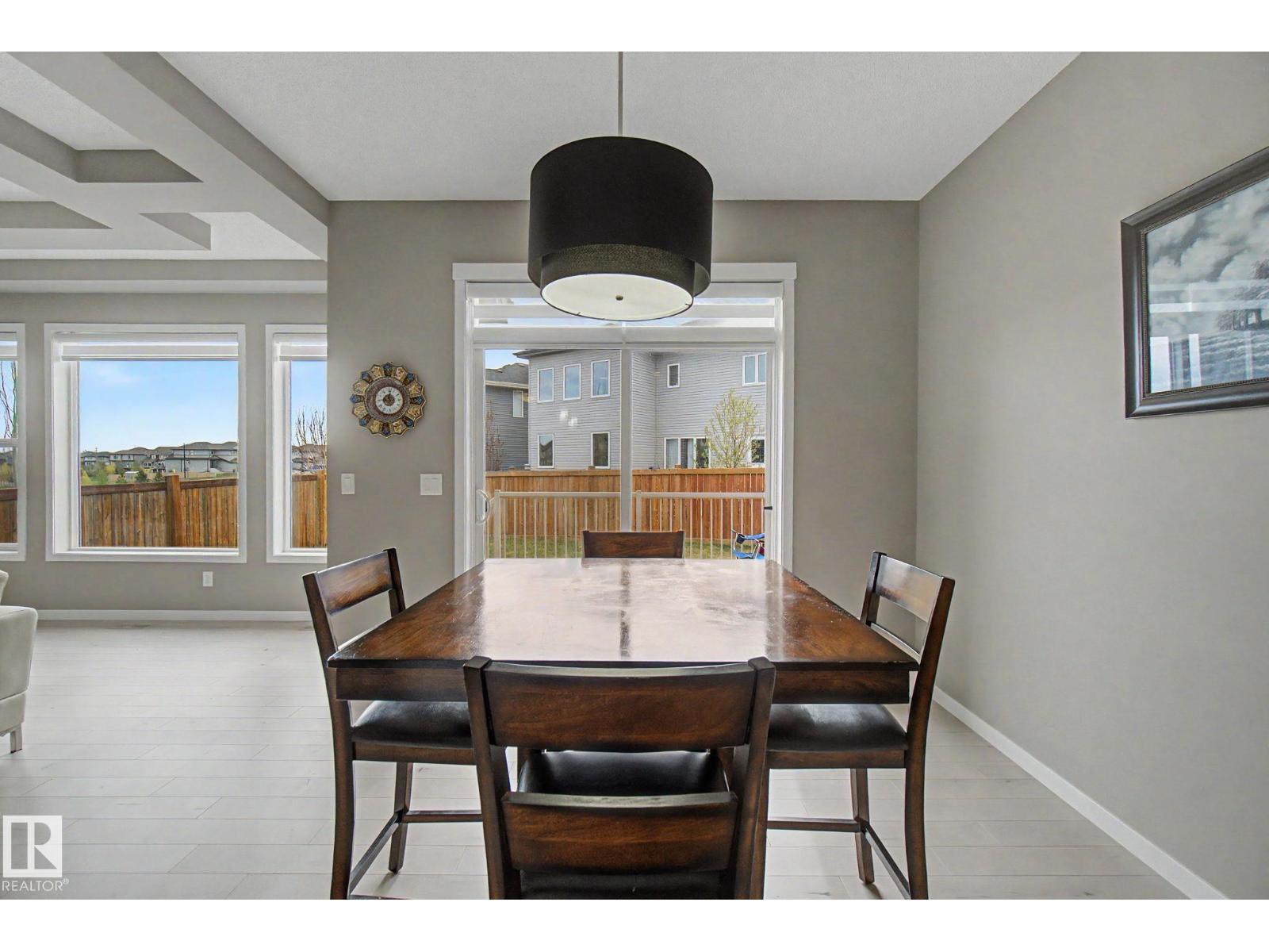2233 56 ST SW - 10