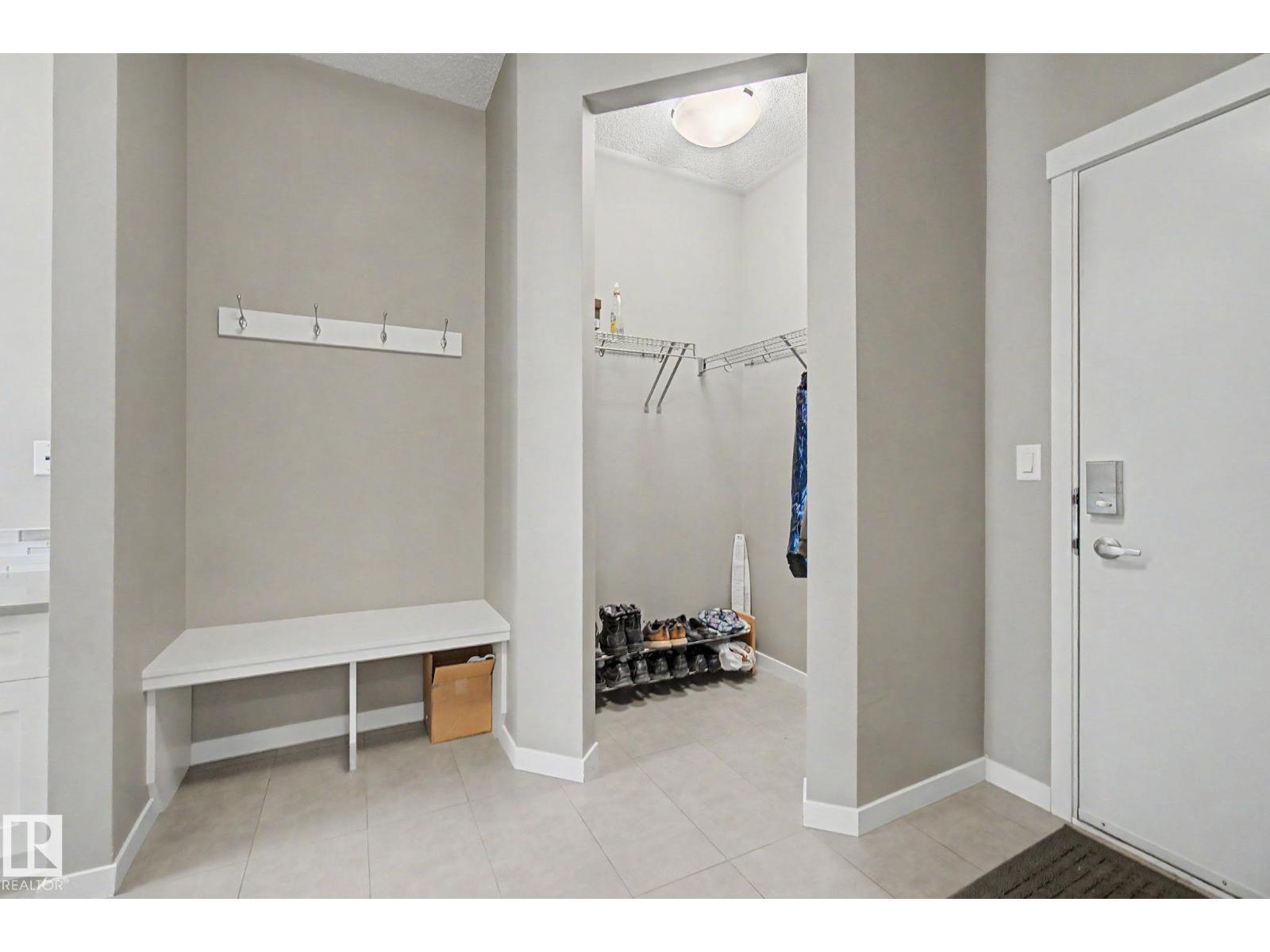 2233 56 ST SW - 24