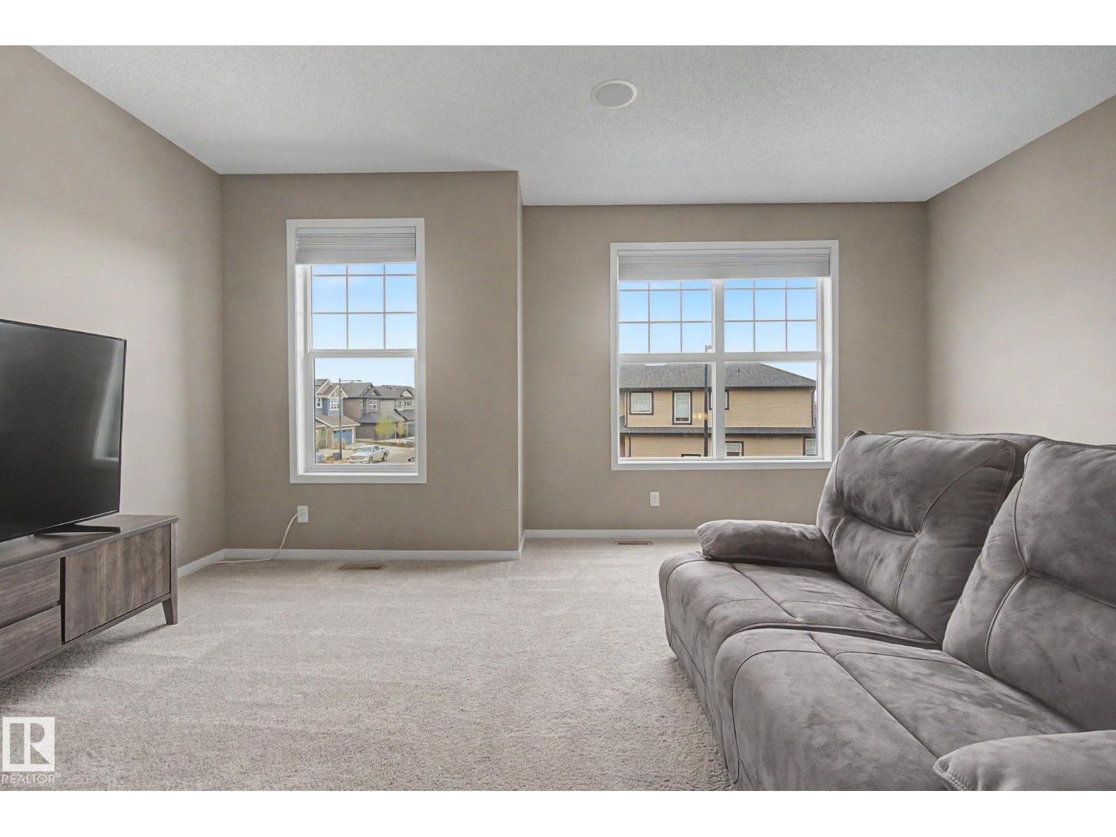 2233 56 ST SW - 26